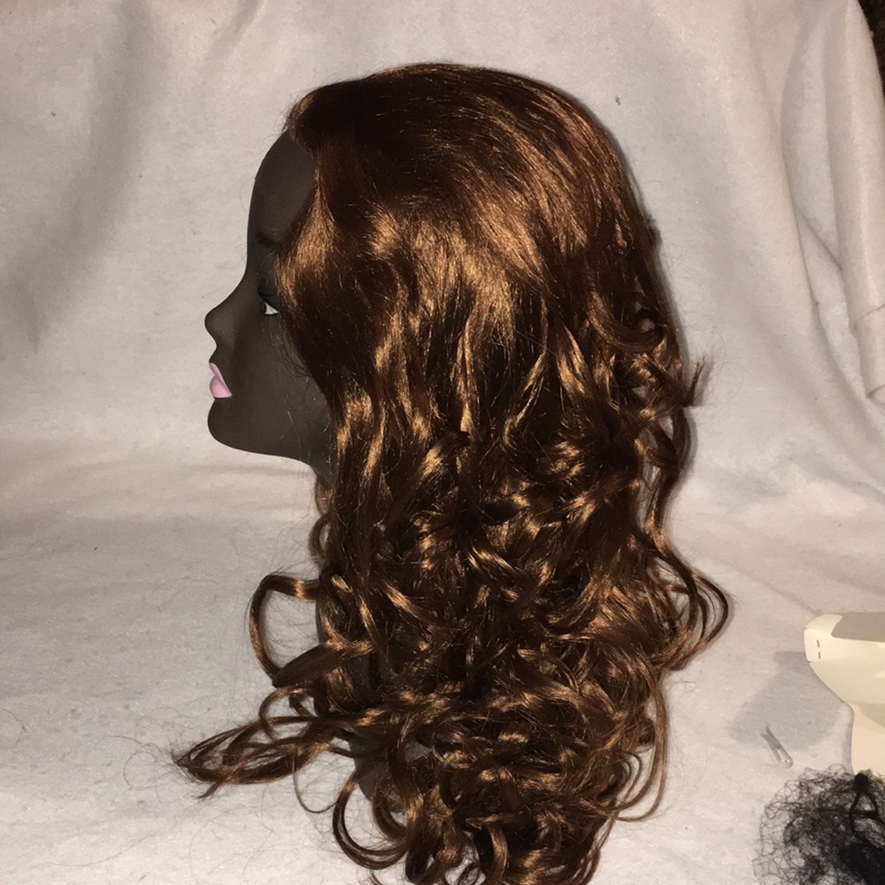 Urban Beauty wig - Picture 4 of 8